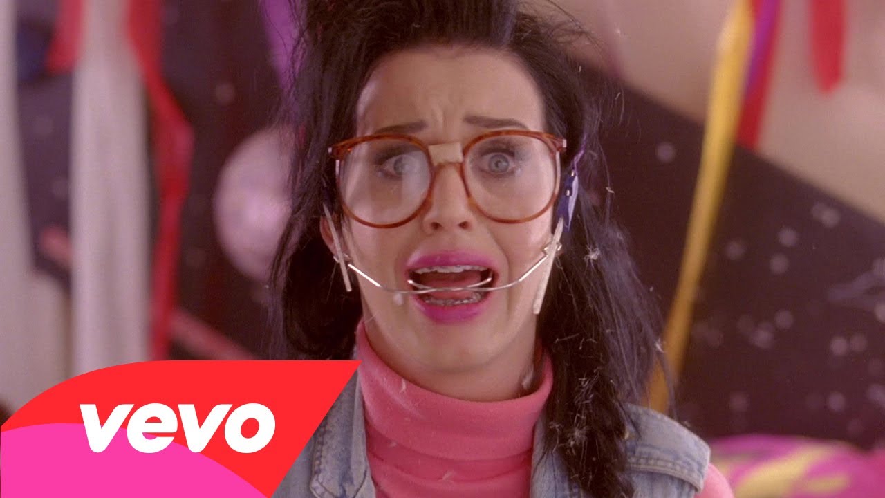 和訳 Last Friday Night (T.G.I.F.) Katy Perry -PV紹介 歌詞